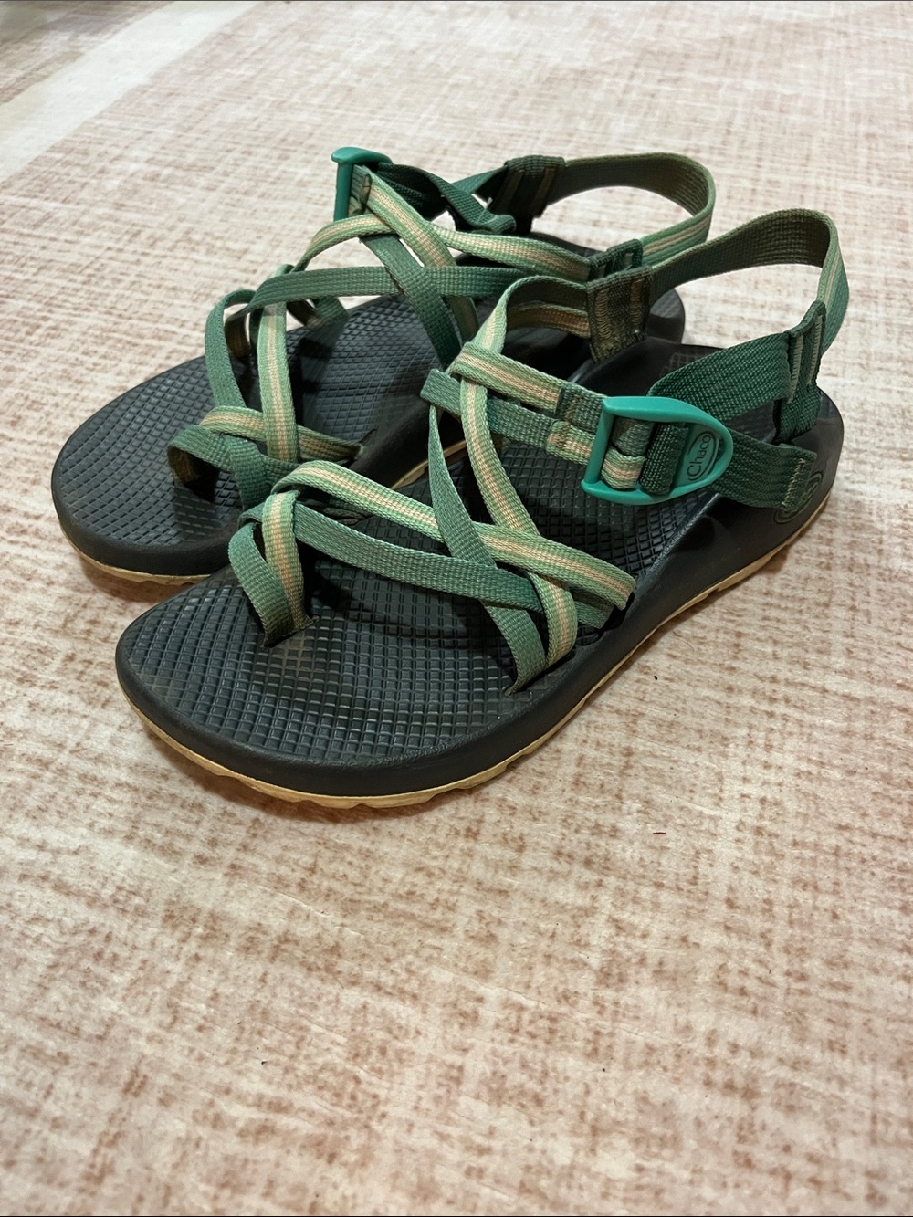 Chaco Women's Green Strappy Outdoor Sandals